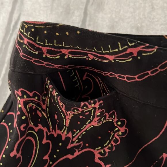 Hearts of Palm Black Paisley & Flower Print Pants Woman’s Size 16 - Picture 7 of 12